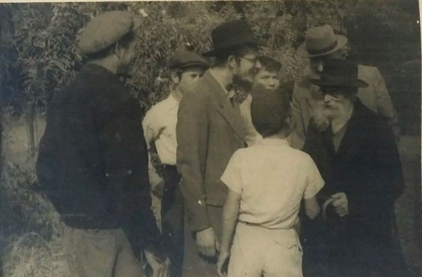 עוד חזון איש (2).jpg