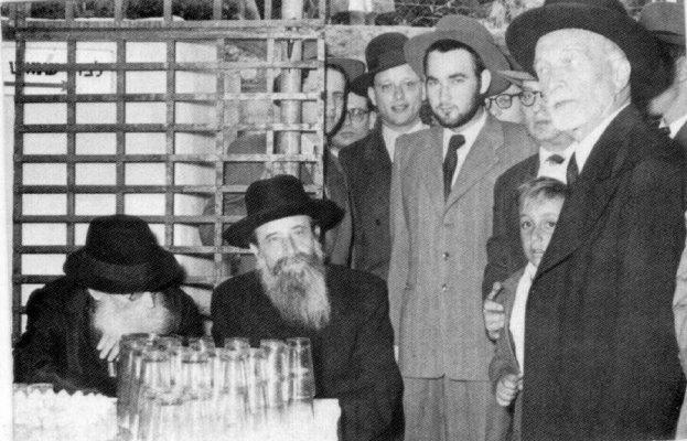 עם הרב סרנא.jpg