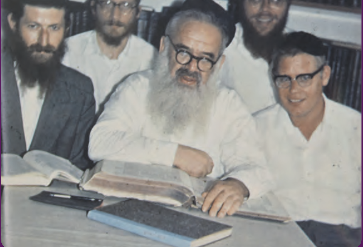 רבי חיים שמולאביץ9.png