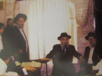 300px-הרב_קרייזווירט_בישיבה_קטנה_אדרת_אליהו.jpg