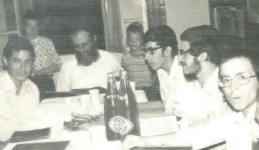 ריא בשיעור לישיבתו.png