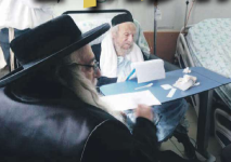 ריא ביקור האדמור מצאנז.png