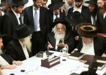 רבש עם רשא ואחיו ראד (1).JPG