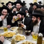 הספרן סעודת שיכורים (3).jpg