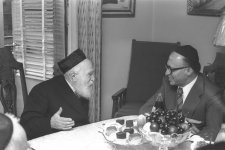 ר משה  פיינשטיין1.jpg