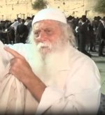 מרדכי לוי איש הכותל.JPG