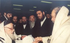 רבי-שלמה-זלמן-אוירבך-35pz15bvddij1gjd01loga.jpg