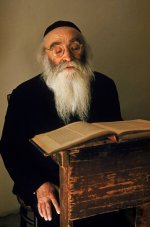 R Aryeh Levin.jpg