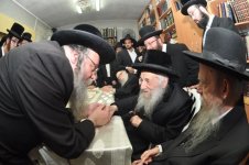 רגא רשו עם רשא.jpg