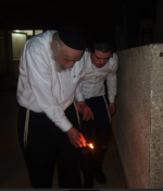 בדיקת חמץ מרן רבי משה הלל הירש.png