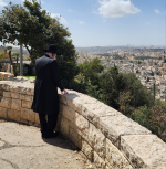 רבי איתמר גרבוז הר הצופים.png