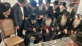 המשגיח האדמור מצאנז.jpg