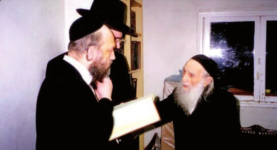 רמפ עם בנו הגרח.png