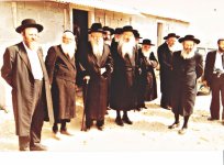 רייו שלישי משמאל.jpg