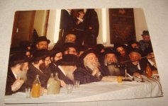בשיעור רשי.jpg