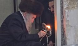 אמשינוב נרות.jpg