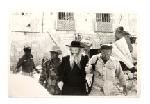 מצאנז קלויזנבורג.jpg