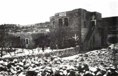 ישיבת חברון חברון.jpg