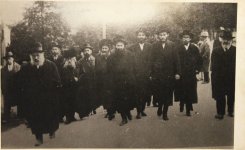 מלווים (1).jpg