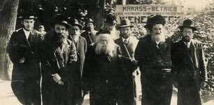 __Imrei_Emes_entourage1_tvu5gf - עותק.webp
