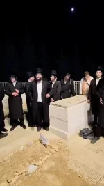 קבר הרב שלמה ברוך בלוי זצל אשדוד ברסלב.webp