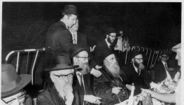 עם הסטייפלר רשר.jpg