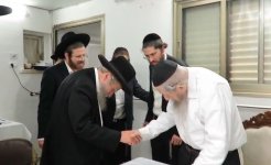 רבי דב לנדו רבי אביעזר פילץ.jpg