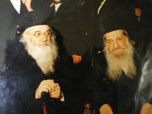 עם הרב וואזנר.jpg