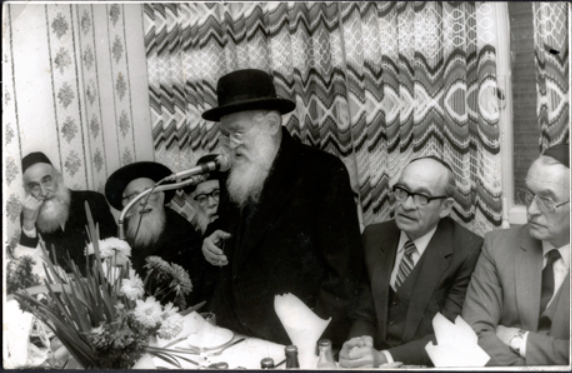 הרב שך רשז רצמ.png